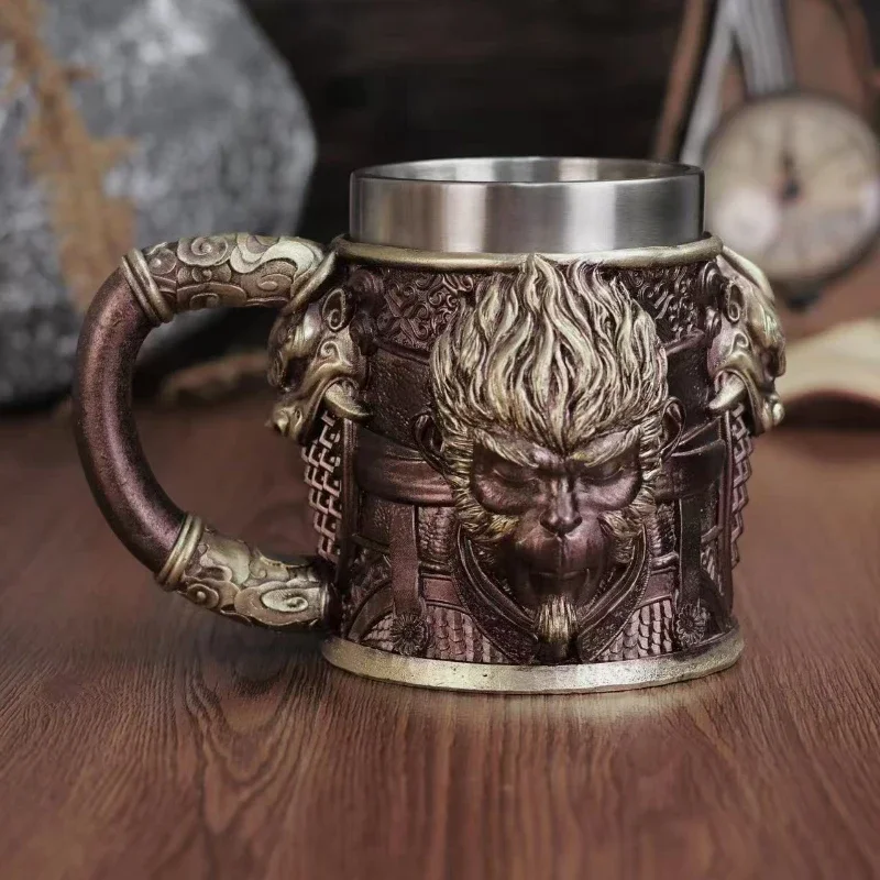 Retro Gaming Gifts For Men - Tazza da Birra in Resina Black