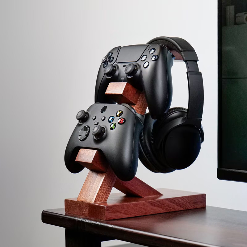 Supporto in Legno per Controll - Retro Gaming Space recensione e prezzo