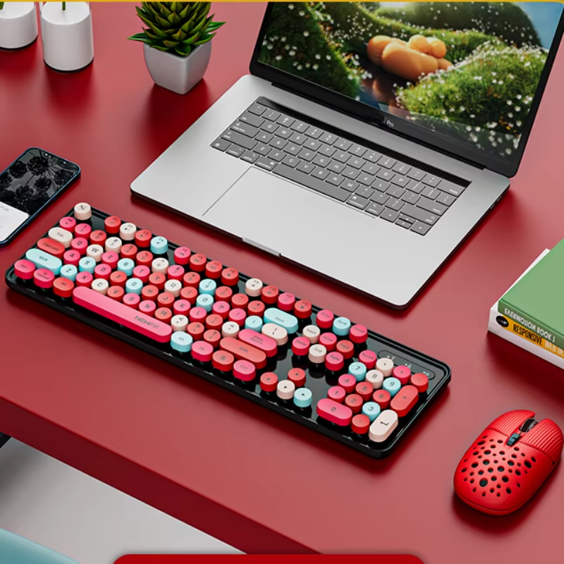 Combo Tastiera e Mouse Ergonom - Retro Gaming Kc recensione e prezzo